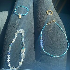 Beachy girl vibes 🏝️